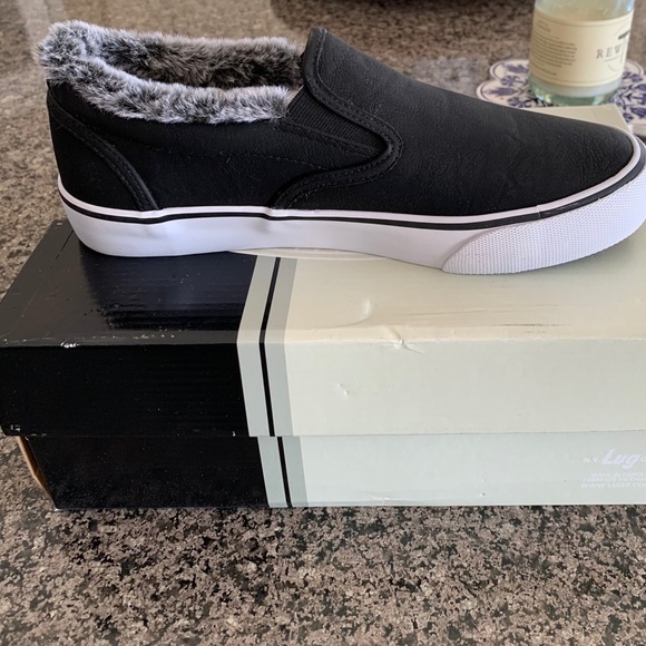 Sz 8.5 Lugz fur lined black clipper shoes. New - Picture 2 of 6